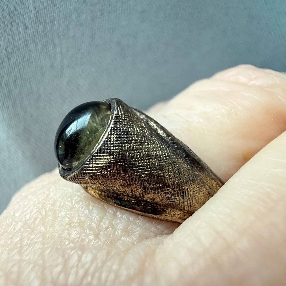 Van Dell Karatclad 18K HGE — higher quality VTG gold electroplate 8 cat's eye‎